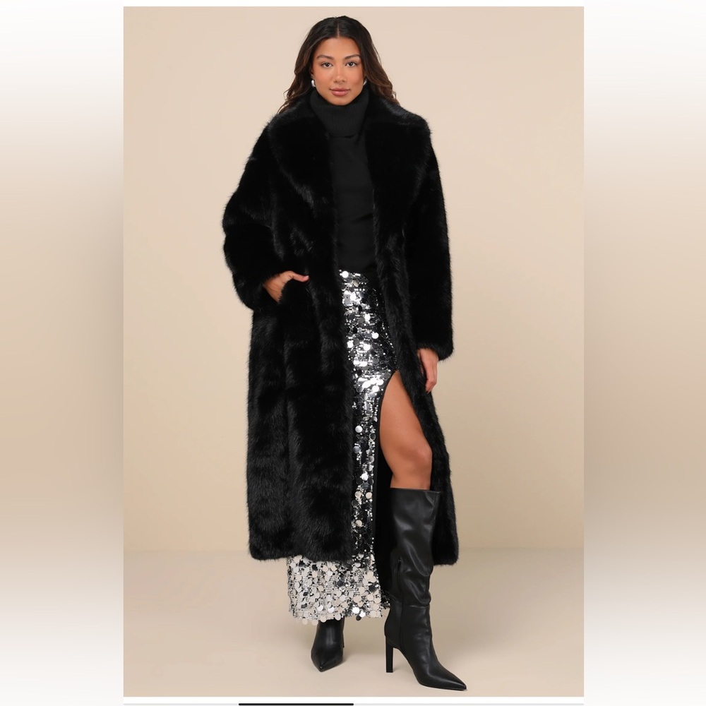 Elegant Black Faux Fur Coat